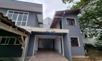 Casa com 6 dormitórios à venda, 340 m² por R$ 495.000,00 - Vorstadt - Blumenau/SC