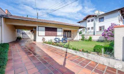 Casa com 3 dormitórios à venda, 192 m² por R$ 890.000,00 - Escola Agrícola - Blumenau/SC