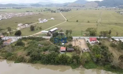 Terreno à venda em via Principal 1419 m² por R$ 2.300.000 - Centro - Ilhota/SC