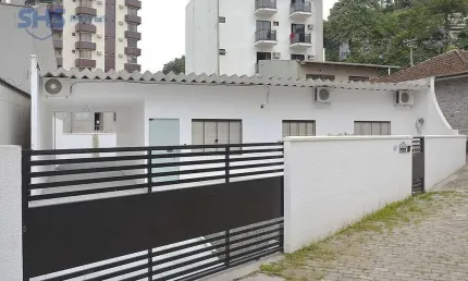 Casa para alugar, 130 m² por R$ 5.363,00/mês - Ponta Aguda - Blumenau/SC