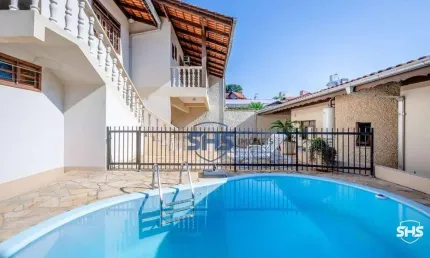 Casa com 4 dormitórios à venda, 280 m² por R$ 1.400.000,00 - Escola Agrícola - Blumenau/SC