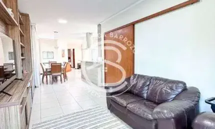 Imóvel para venda com 4 quartos sendo 1 suíte em Jardim Camburi - Vitória - ES