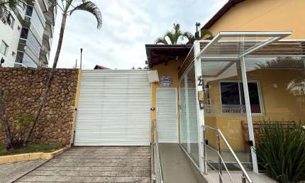 Casa em condomínio fechado com 3 quartos para alugar na Rua Lumberto Maciel de Azevedo, 2, Jardim Camburi, Vitória