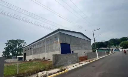 Barracão à Locação no Pinheirinho, Chapecó - Oportunidade Imperdível!