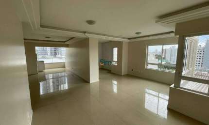 Apartamento com 3 quartos para alugar na Rua Rui Barbosa, Centro, Chapecó