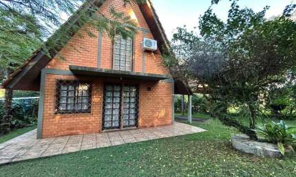 Casa com 2 quartos para alugar na Rua Gaspar Tomazzi, Engenho Braun, Chapecó
