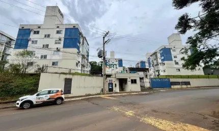 Apartamento com 2 quartos para alugar na Rua Albino Sá Filho, Vila Real, Chapecó
