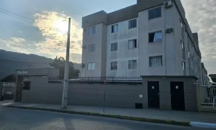 Apartamento nunca habitado de 2 quartos no bairro espinheiros
