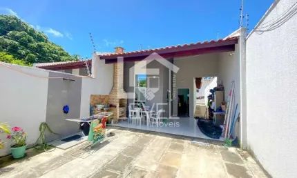 Casa com 3 quartos à venda na Rua Waldery Botelho, 629, Chacara da Prainha, Aquiraz