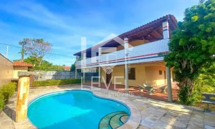 Casa com 3 dormitórios, 250 m² - venda por R$ 450.000,00 ou aluguel por R$ 2.200,00/mês - Centro - Aquiraz/CE