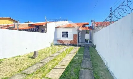 Casa com 3 dormitórios à venda, 80 m² por R$ 225.000,00 - Chácara da Prainha - Aquiraz/CE
