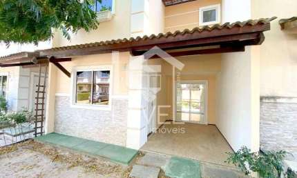 Casa com 3 dormitórios à venda, 91 m² por R$ 360.000,00 - Divineia - Aquiraz/CE