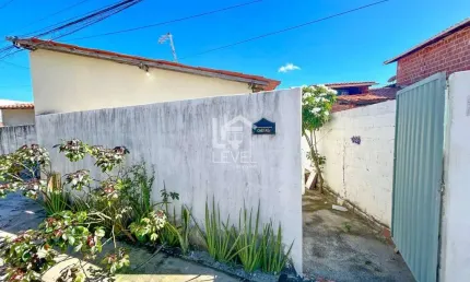 Casa com 2 quartos à venda na Rua Roselha, 110, Centro, Aquiraz