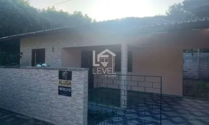 Casa com 2 quartos para alugar no Centro, Aquiraz 