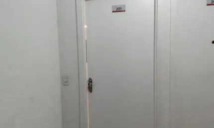 Vendo apt no resid. vila imperial em marechal rondm