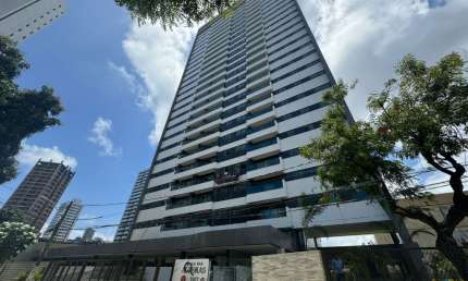 3 Quartos um Suíte 2 vagas cobertas - Edifício Praça das Auroras