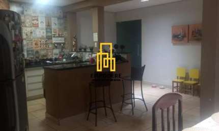 Casa para Venda em Uberlândia, Chácaras Tubalina, 5 dormitórios, 2 suítes, 2 banheiros, 3 vagas
