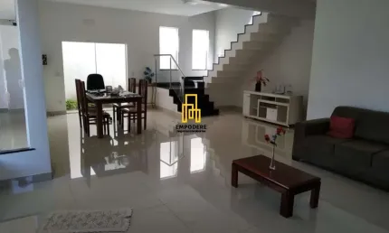 Casa para Venda em Uberlândia, Vigilato Pereira, 4 dormitórios, 4 suítes, 2 banheiros, 4 vagas