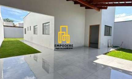 Casa para Venda em Uberlândia, Jardim Holanda, 3 dormitórios, 1 suíte, 2 banheiros, 2 vagas