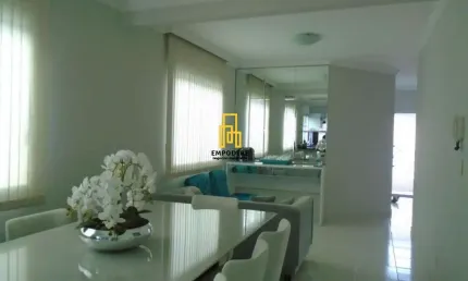 Casa para Venda em Uberlândia, Marta Helena, 3 dormitórios, 1 suíte, 2 banheiros, 3 vagas