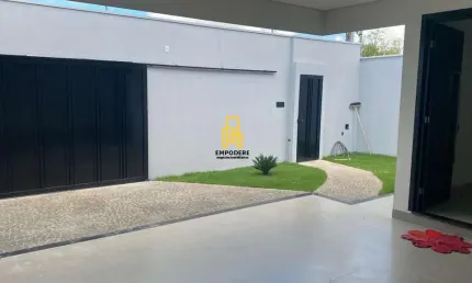 Casa para Venda em Uberlândia, Minas Gerais, 3 dormitórios, 1 suíte, 2 banheiros, 3 vagas