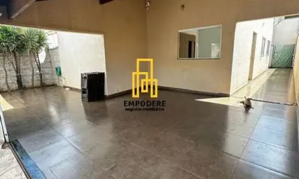 Casa para Venda em Uberlândia, Morumbi, 3 dormitórios, 1 suíte, 3 banheiros, 3 vagas