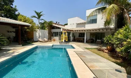 Casa para Venda em Uberlândia, Jardim Karaiba, 4 dormitórios, 4 suítes, 5 banheiros, 6 vagas