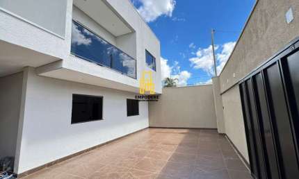 Casa para Venda em Uberlândia, Santa Mônica, 4 dormitórios, 2 suítes, 3 banheiros, 3 vagas