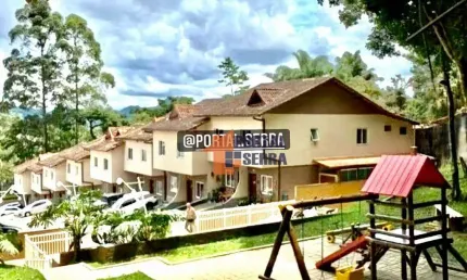 Casa com 3 quartos à venda, 80 m² por R$ 299.000 - Araras - Teresópolis/RJ