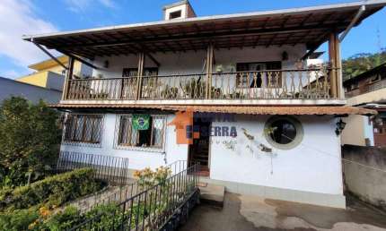 Casa com 3 quartos à venda, 166 m² por R$ 720.000 - Vila Muqui - Teresópolis/RJ