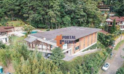 Casa com 5 quartos à venda, 800 m² por R$ 4.800.000 - Carlos Guinle - Teresópolis/RJ