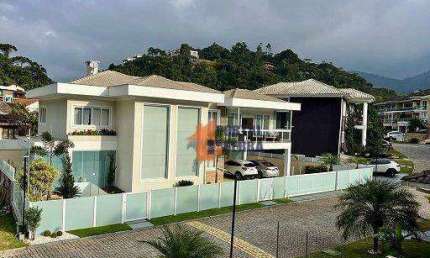 Casa com 4 quartos à venda, 340 m² por R$ 2.300.000 - Panorama - Teresópolis/RJ