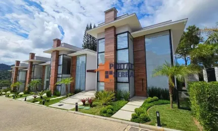 Casa com 4 quartos à venda, 203 m² por R$ 1.490.000 - Tijuca - Teresópolis/RJ