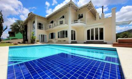 Casa com 4 quartos à venda, 600 m² por R$ 3.700.000 - Tijuca - Teresópolis/RJ