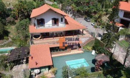 Casa com 4 quartos à venda, 263 m² por R$ 1.300.000 - Bom Retiro - Teresópolis/RJ