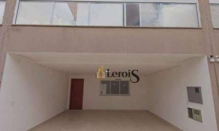 Casa com 3 dormitórios à venda, 137 m² por R$ 650.000,00 - Salto de São José - Salto/SP
