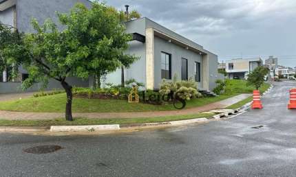 Casa com 3 dormitórios à venda, 148 m² por R$ 1.370.000,00 - Condomínio Gardenville - Itu/SP