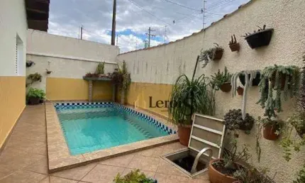 Casa com 6 dormitórios à venda, 221 m² por R$ 800.000,00 - Parque Residencial Presidente Médici - Itu/SP