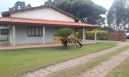 Chácara com 3 dormitórios à venda, 3287 m² por R$ 1.800.000,00 - Chácara Halter - Salto/SP