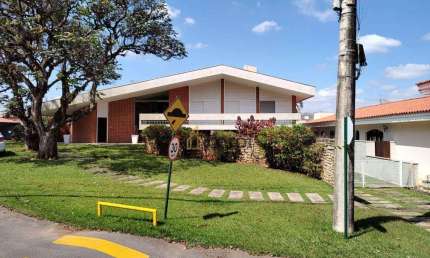 Casa com 3 dormitórios para alugar, 302 m² por R$ 7.500,00/mês - Condomínio Portal de Itu - Itu/SP