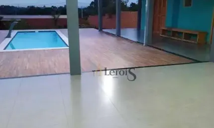 Chácara com 3 dormitórios à venda, 1000 m² por R$ 690.000,00 - Chácara Maracajás - Salto/SP