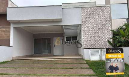 Casa com 3 dormitórios à venda, 104 m² por R$ 1.010.000,00 - Condomínio Village Moutonnée - Salto/SP