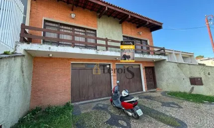 Sobrado com 3 dormitórios à venda, 410 m² por R$ 700.000,00 - Brasil - Itu/SP