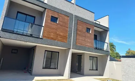 Sobrado Moderno com Terraço – 3 Quartos (1 Suíte) – 140 m² –  3 vagas Garagem Capão Raso _ Unidade 02