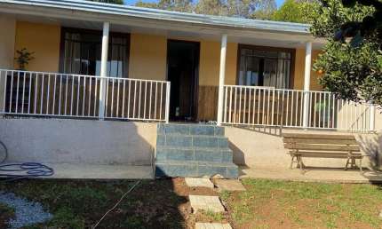 Casa para Venda em Campina Grande do Sul, JARDIM FLÓRIDA, 2 dormitórios, 1 banheiro, 4 vagas