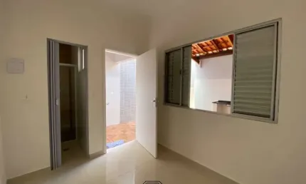 Imperdível: Casa à venda em Praia Grande-SP, bairro Caiçara - 3 quartos, 2 suítes, 3 banheiros, 2 vagas de garagem, 88,12 m²!