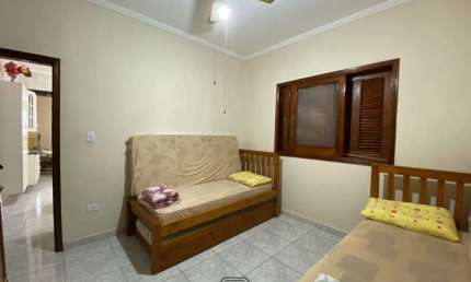 CASA 1 DORMITORIO COM CHURRASQUEIRA E 2 VAGAS PARA VENDA NA VILA CAIÇARA