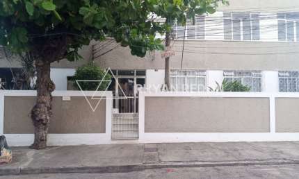 Apartamento exclusivo de 2 quartos, banheiro, 1 vaga, em condomínio fechado, em Bento Ribeiro