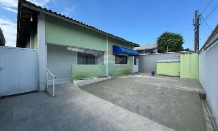 Casa com 4 quartos para alugar no Centro, Peruíbe 