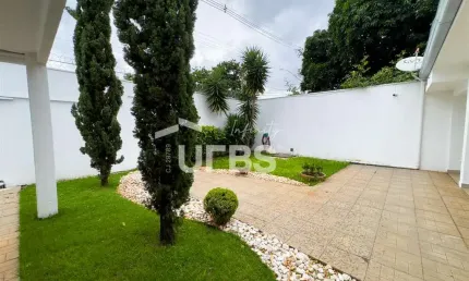 Casa Térrea com Jacuzzi  266,50m2  4 quartos  no Setor Jardim América